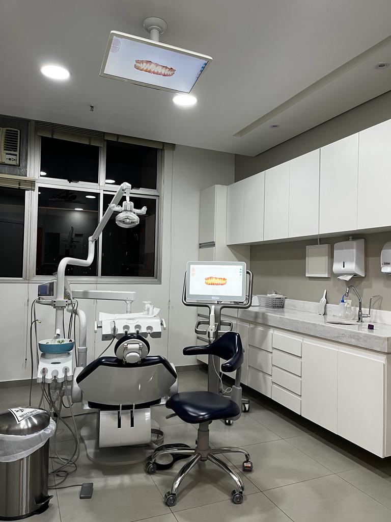 Dr. Thiago Motta Rego - Ortodontia