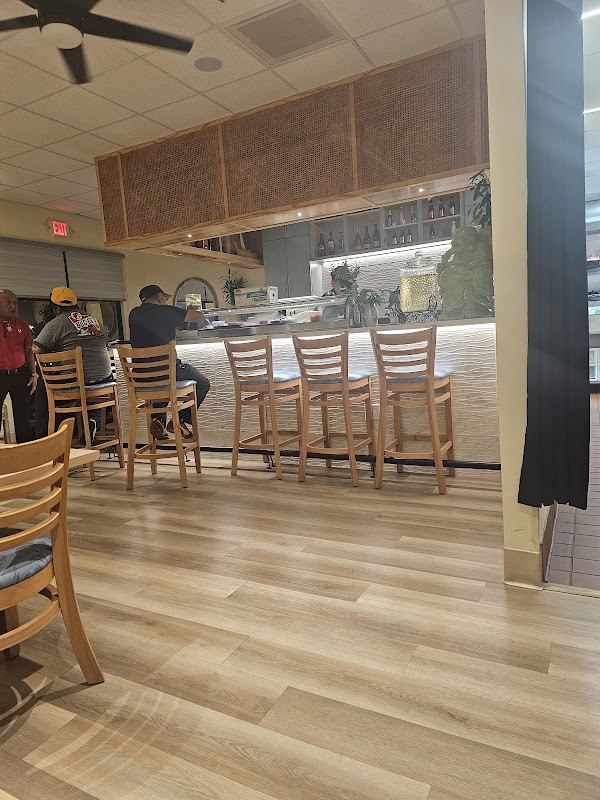 Mei Thai Restaurant & Sushi Bar photo 5