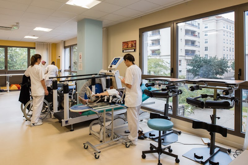 Clinique Les Lilas Bleus | Inicea