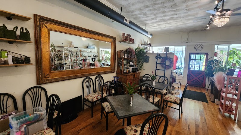 Main Cup at Little Inn Internet Cafe photo 4