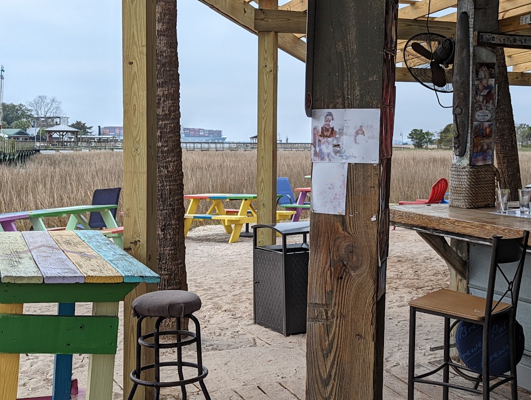 Muddy's Dockside Bar