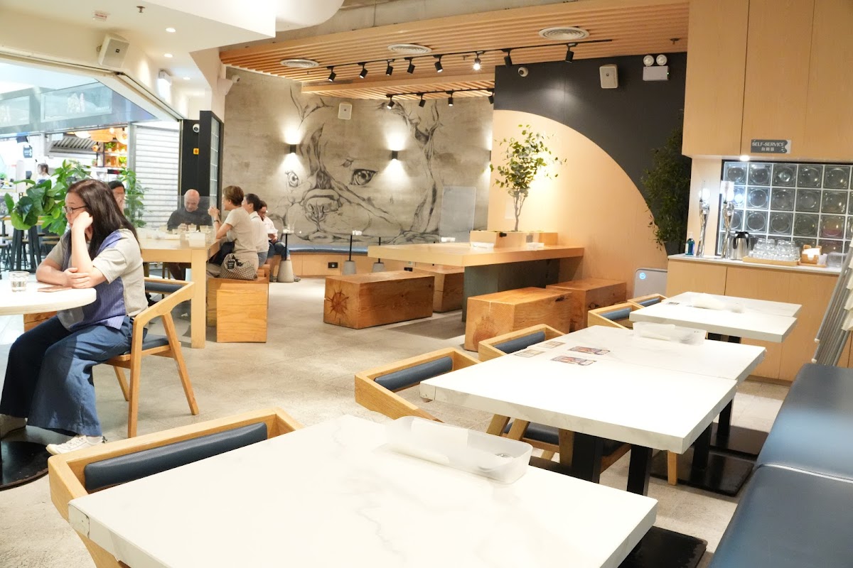 Comfy by Chef's Stage (東廣場) — photo 8