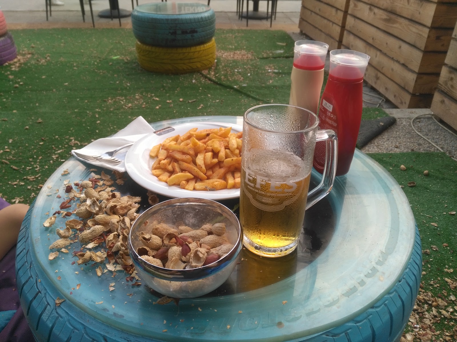 Her Yer Fıstık Cafe & Bar mekanı