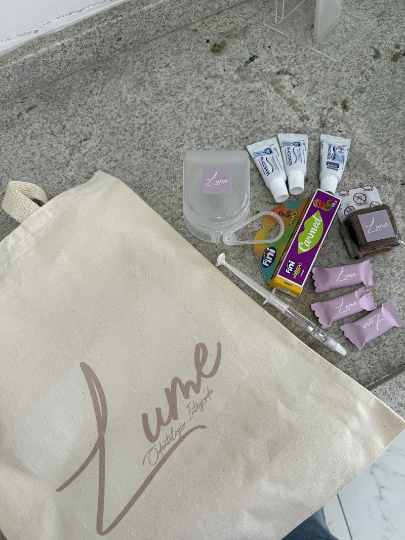 Lume Odontologia | Dentista | Alinhador Invisível | SouSmile | Implantes | Duque de Caxias - foto 4