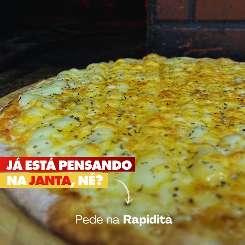Rapidità Pizzaria - Unidade Água Verde. Forno a lenha, massa artesanal, recheada, entrega com rapidez,.