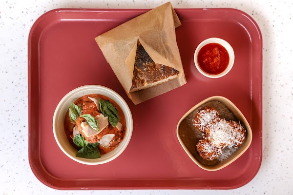 Photo of Tina's Pizza