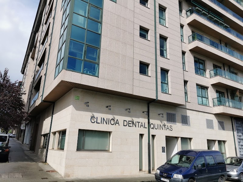 Clínica Dental Quintás photo 3