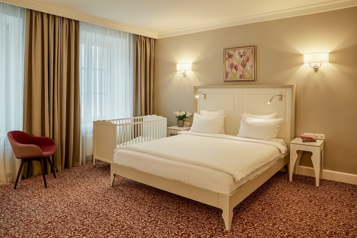Ratonda Centrum Hotels 3