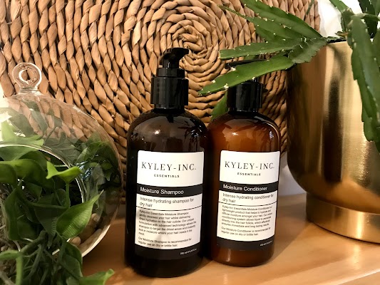 Bennetts & Jackson Hair Extensions photo 2