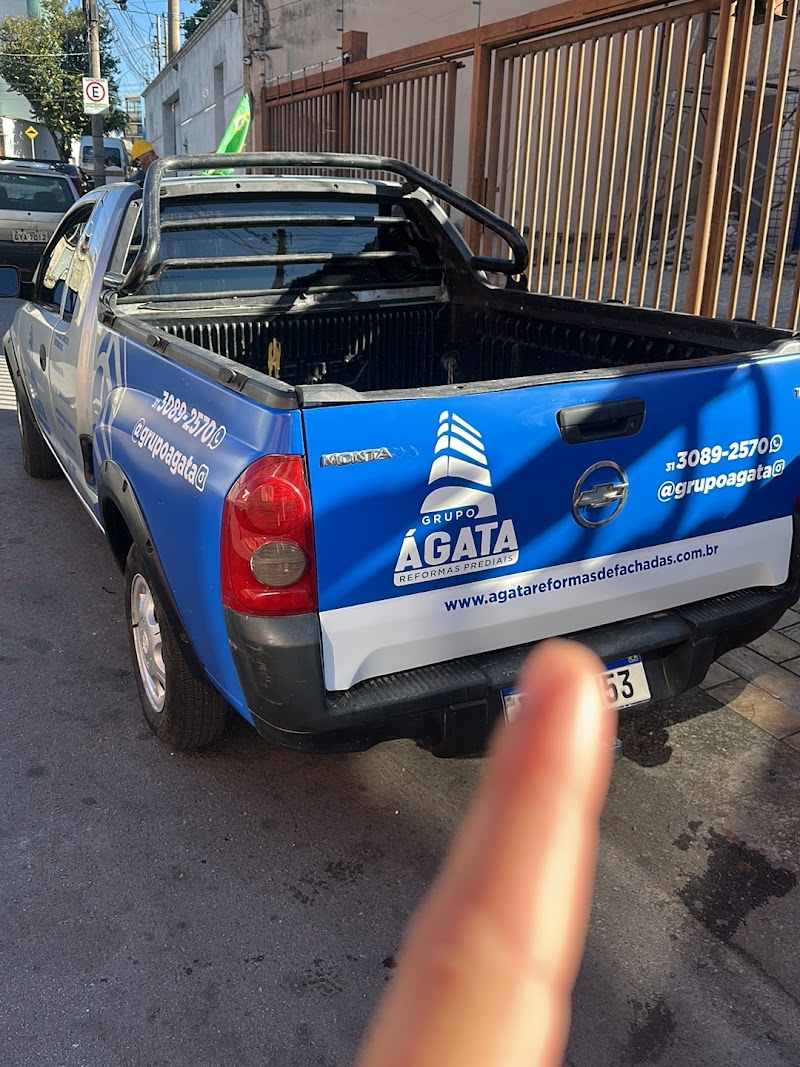 Foto de LR PLOTAGEM DE CARROS