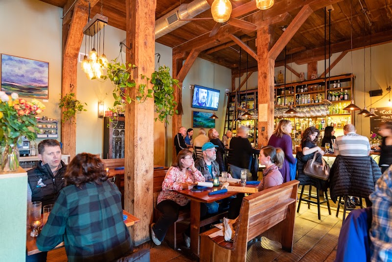 Blue Rock Restaurant & Lounge