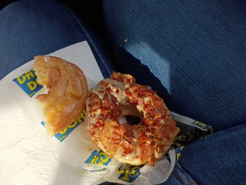 Daylight Donuts photo 1