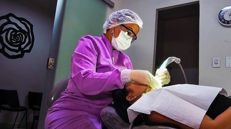 OdontoFace Ceilândia- Dra Luana Bárbara - foto 1
