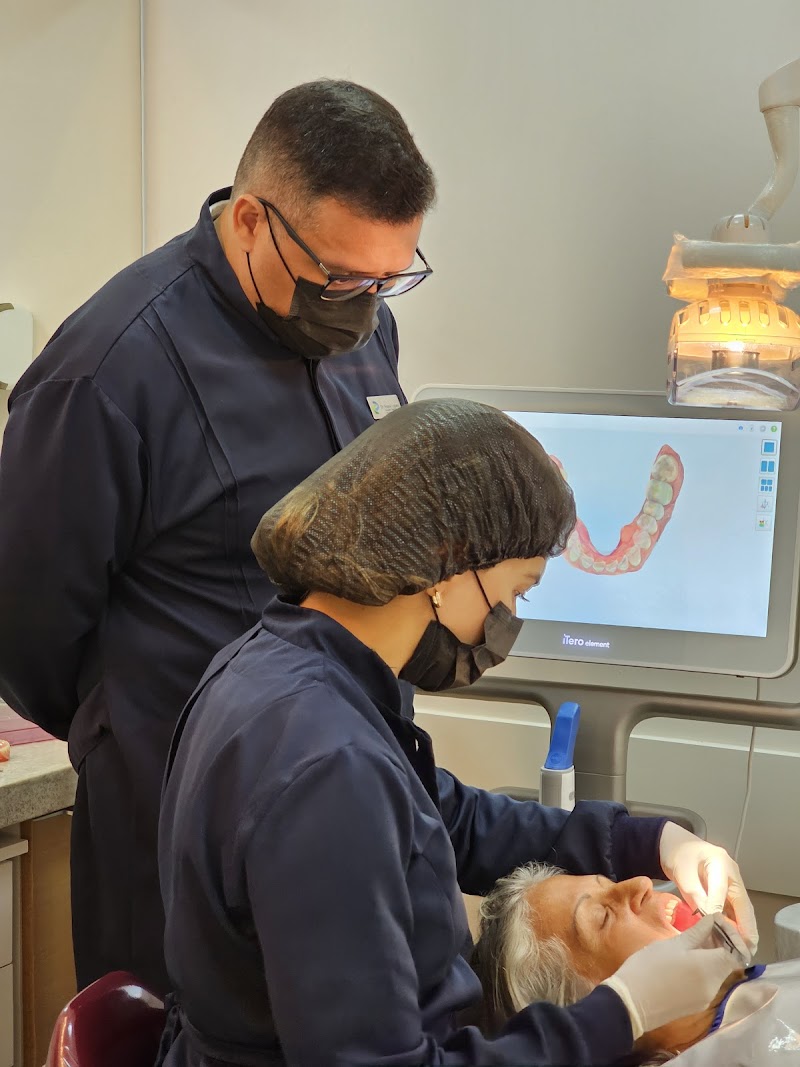 Clínica Saúde Oral - Dentistas Niterói