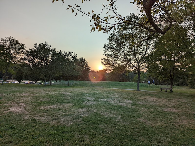 Dunham Park Disc Golf Course photo 1