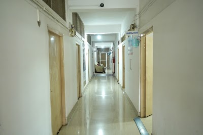 Life Line Hospital - Image 2