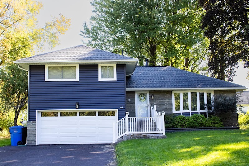 Oaks Roofing & Siding photo 2