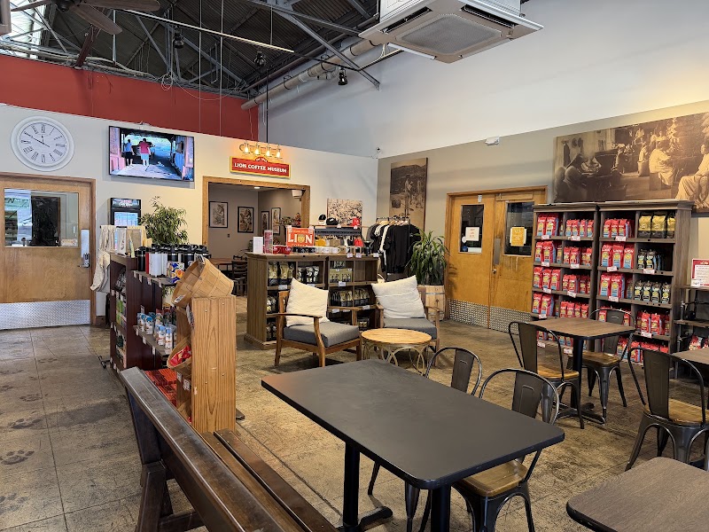 Lion Coffee / Lion Cafe and General Store photo 2