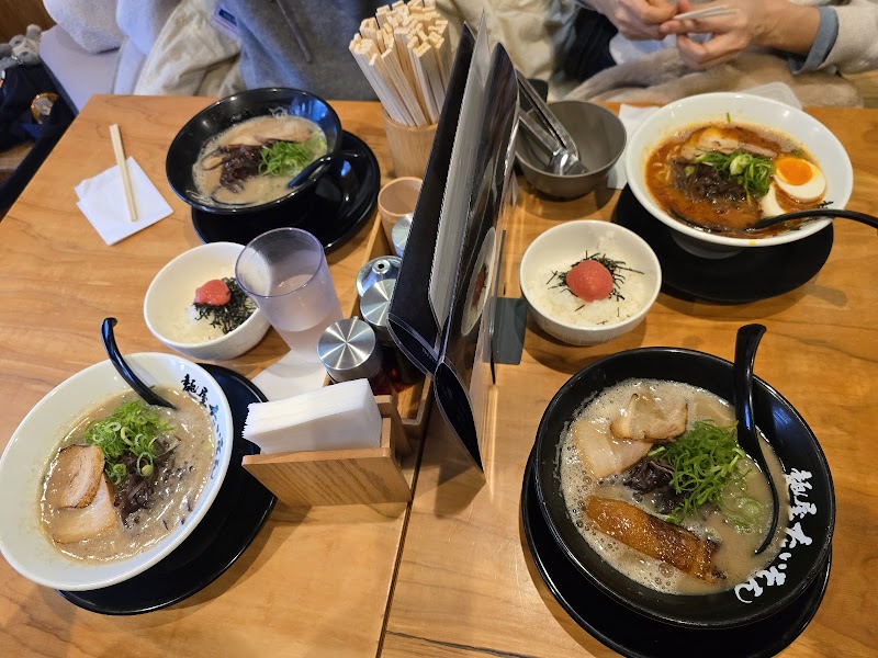 麺屋たいそん 博多駅前創業店 写真3