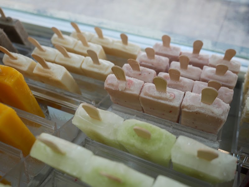 Manolis Ice Cream, Pops, Sorbet & More photo 1