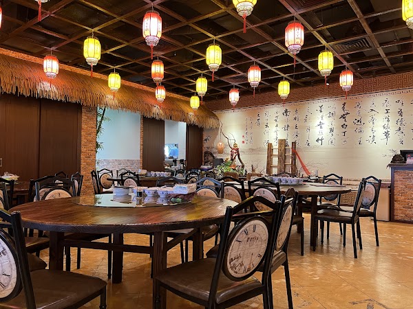 Half Acre Restaurant - Photo 1