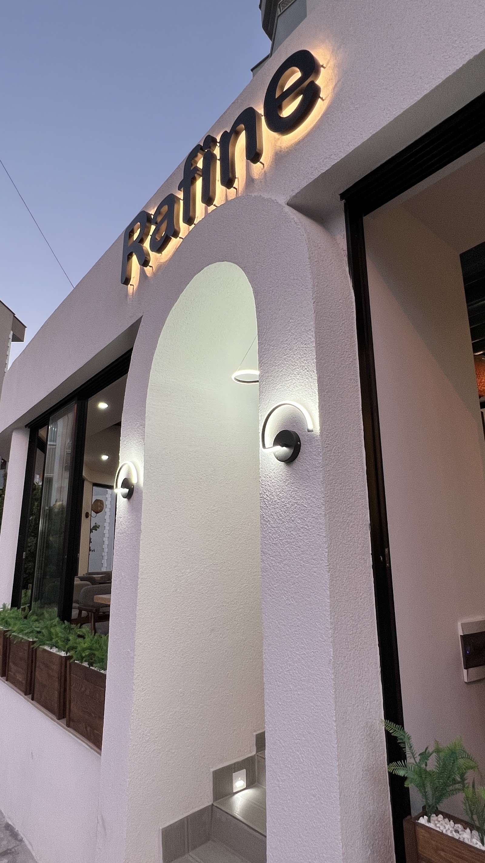 Rafine Coffee mekanı