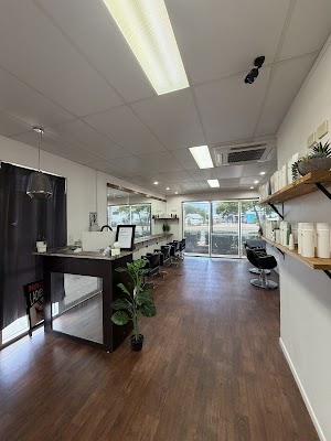 Sip & Scissors photo 2