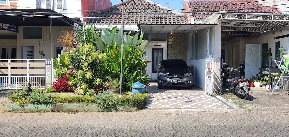 Persewaan Rumah Penginapan keluarga Harian AA Home Stay