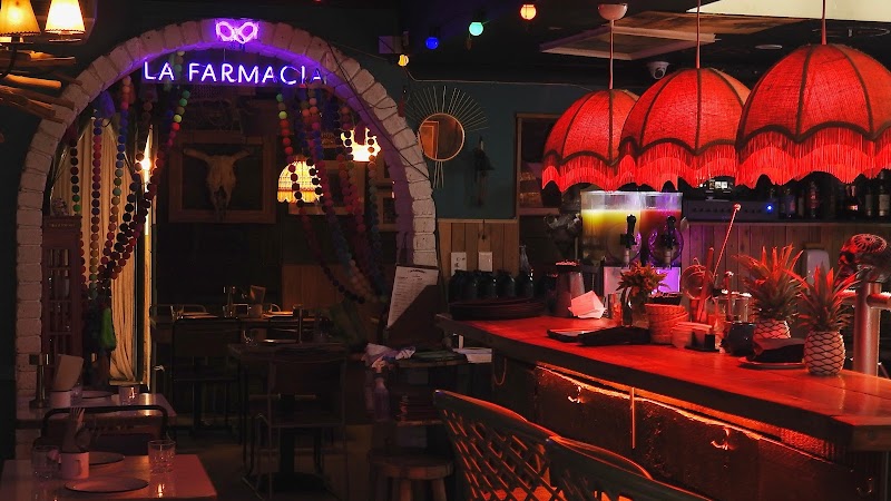 La Farmacia Sydney photo 1