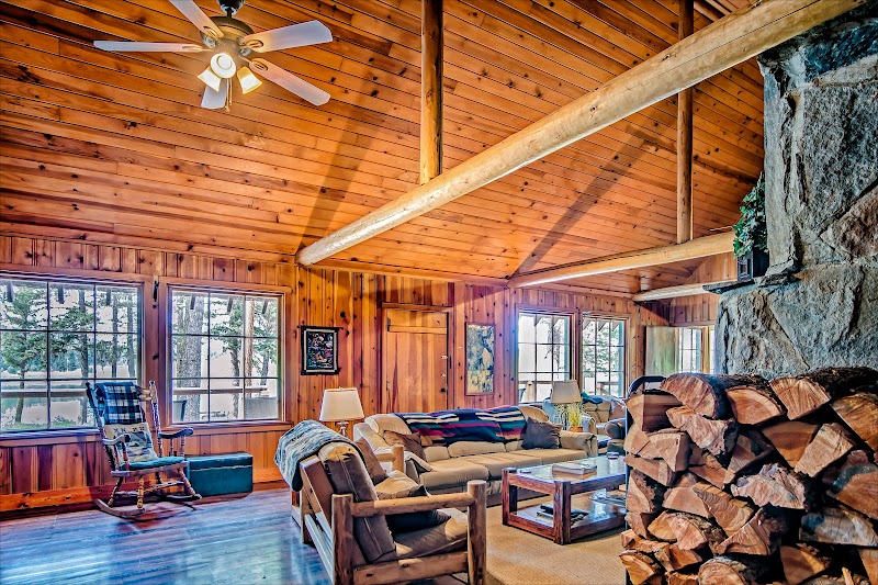 Diamond Belle Guest Ranch - Photo 2