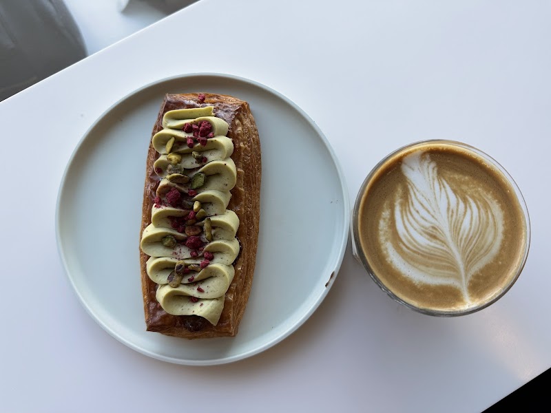 To Live For Bakery & Cafe photo 3