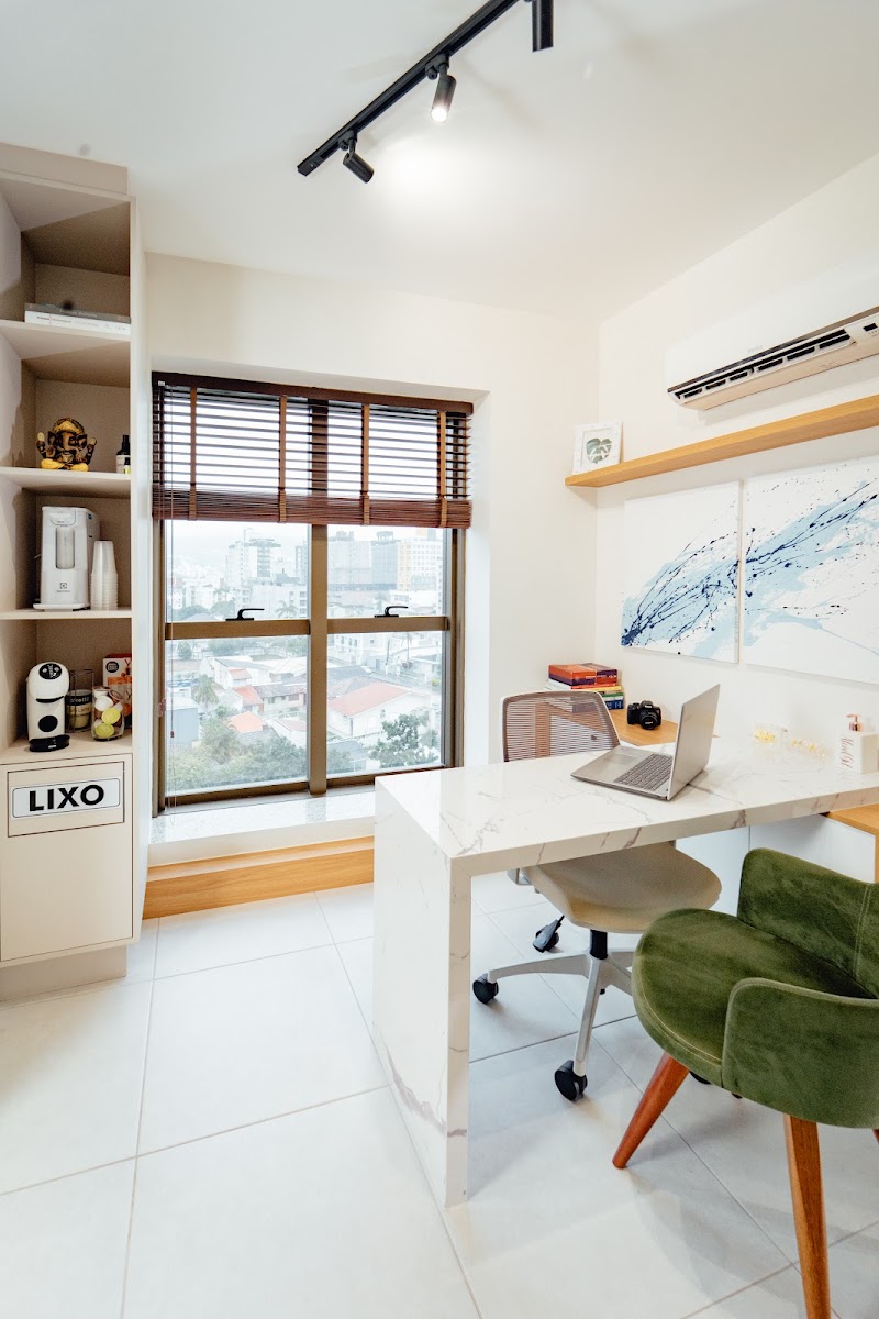 Dra. Gabriela Pasqualin - ENDOZOOM (Endodontia com Microscopia) - foto 5