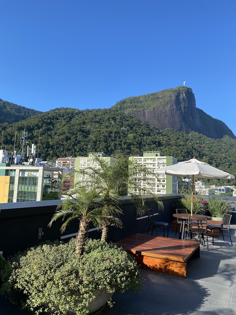 Clínica Dra. Mariana Boni Guerra - Dermatologia Estética Avançada - foto 4