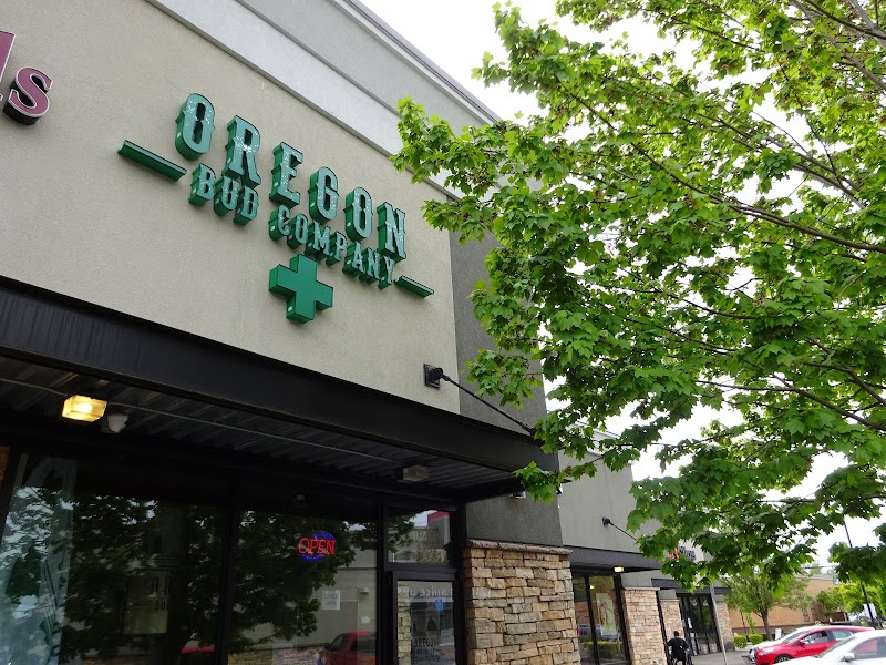 Video tour of Oregon Bud Company - Beaverton - Marijuana Dispensary retail environment