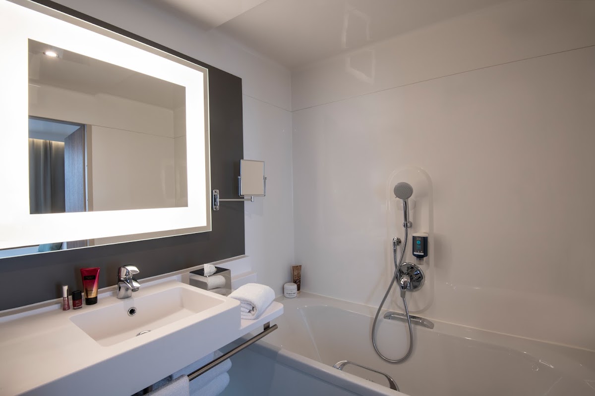 Novotel Suites Nice Airport 3