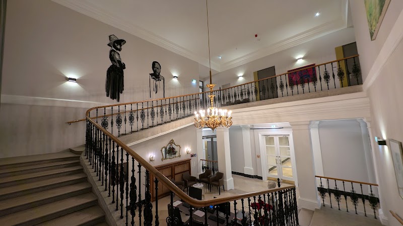Gallery 5