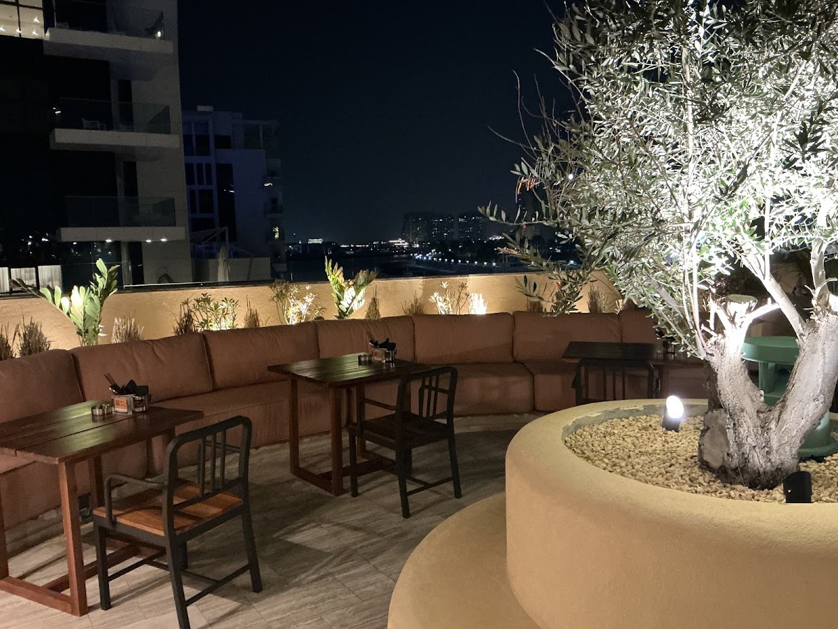 3Fils - Abu Dhabi in abu-dhabi