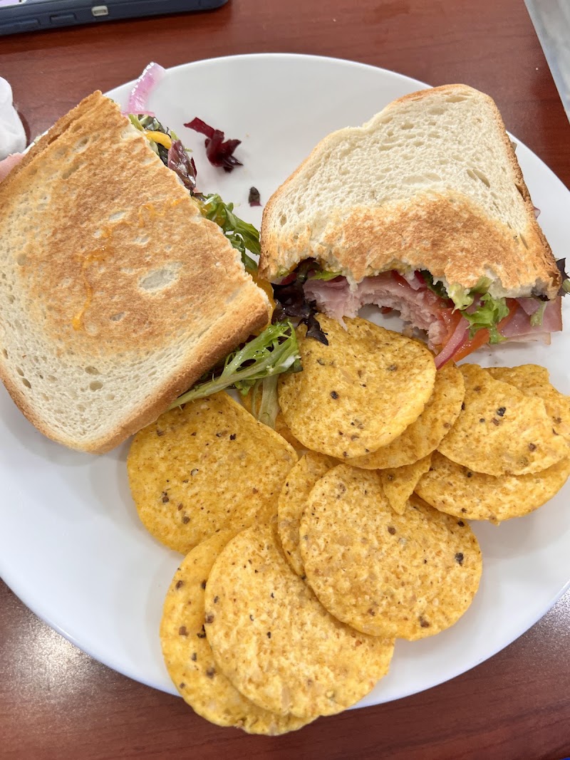 Golden Leaf Cafe photo 4