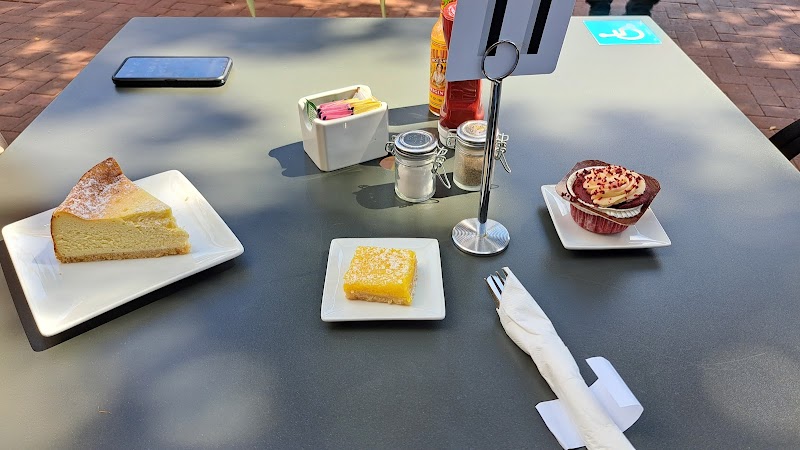 Lilac Pâtisserie photo 2