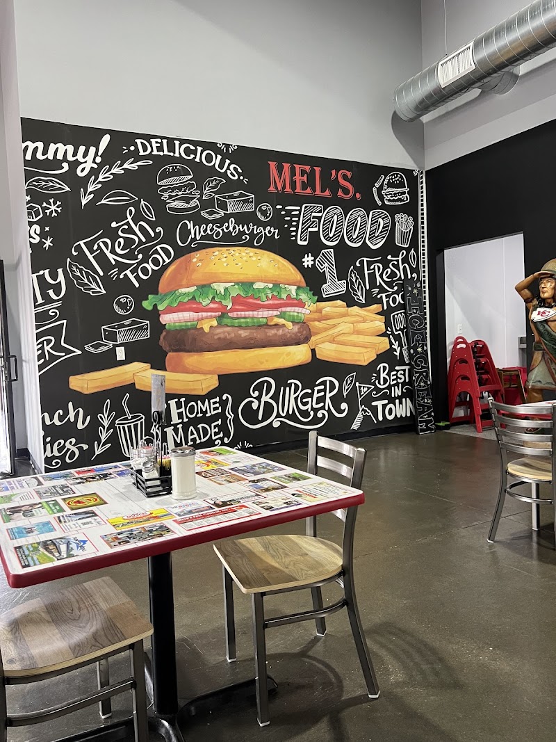 MEL'S. photo 3