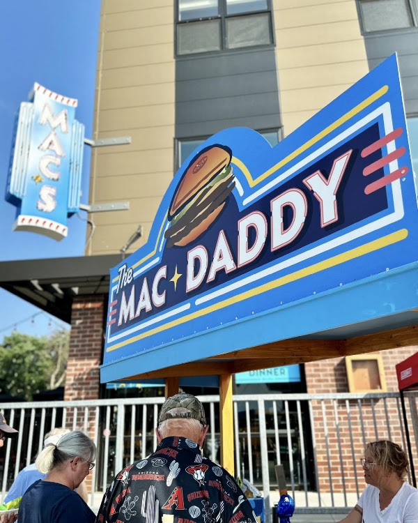 Mac’s Diner