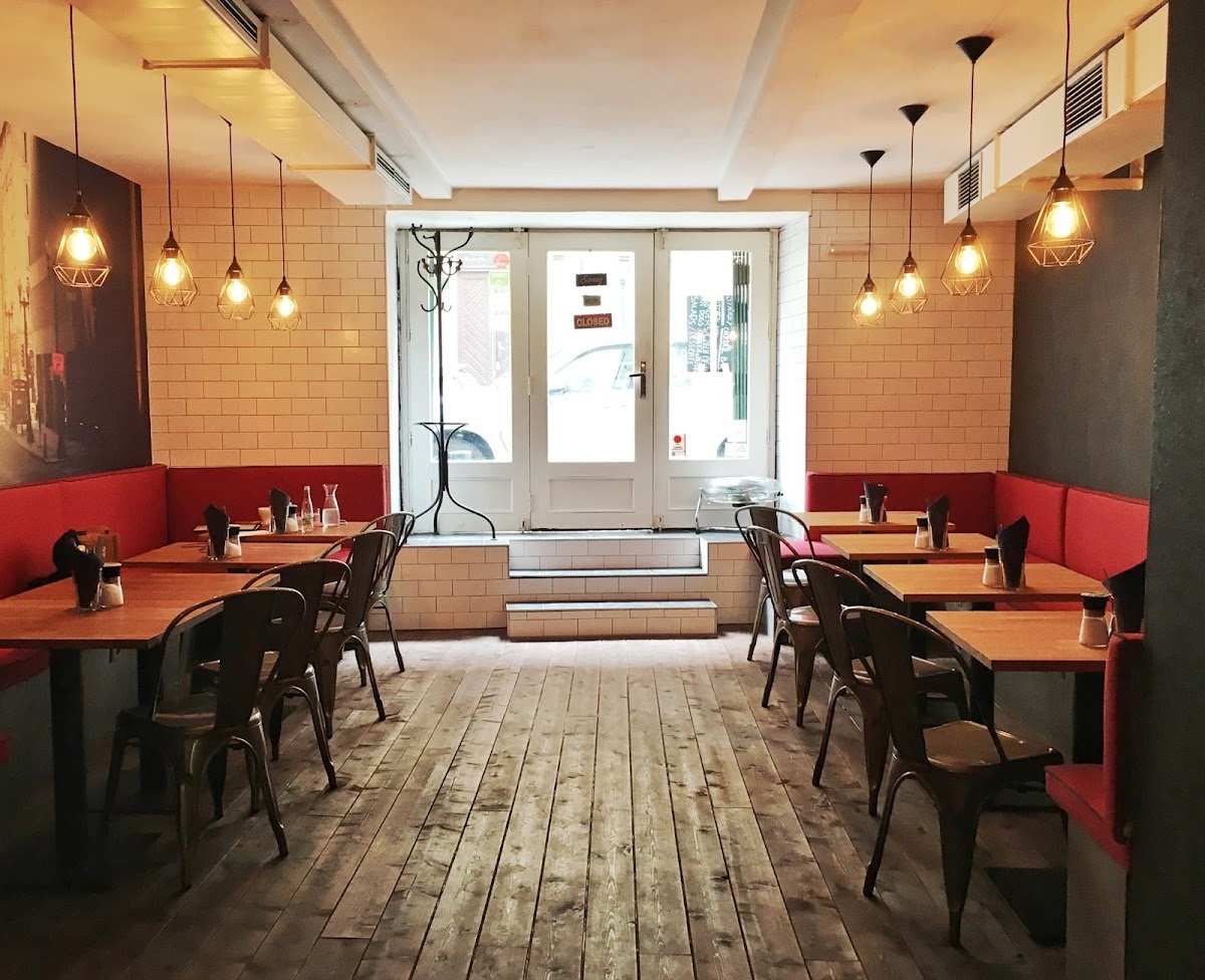 The Street Burgers, Street food and Cocktails, Prague 1 in prague