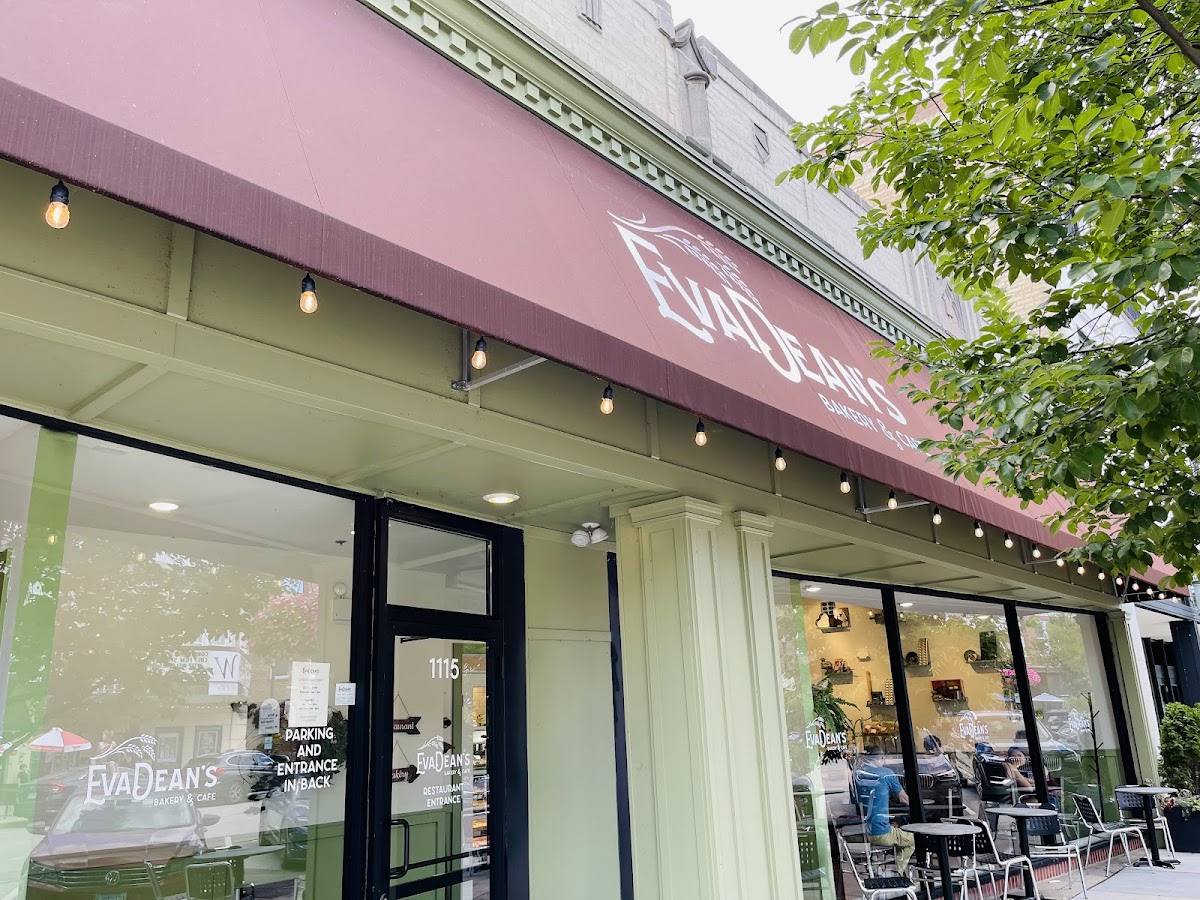 EvaDean's Bakery and Cafe: Google Places image 1