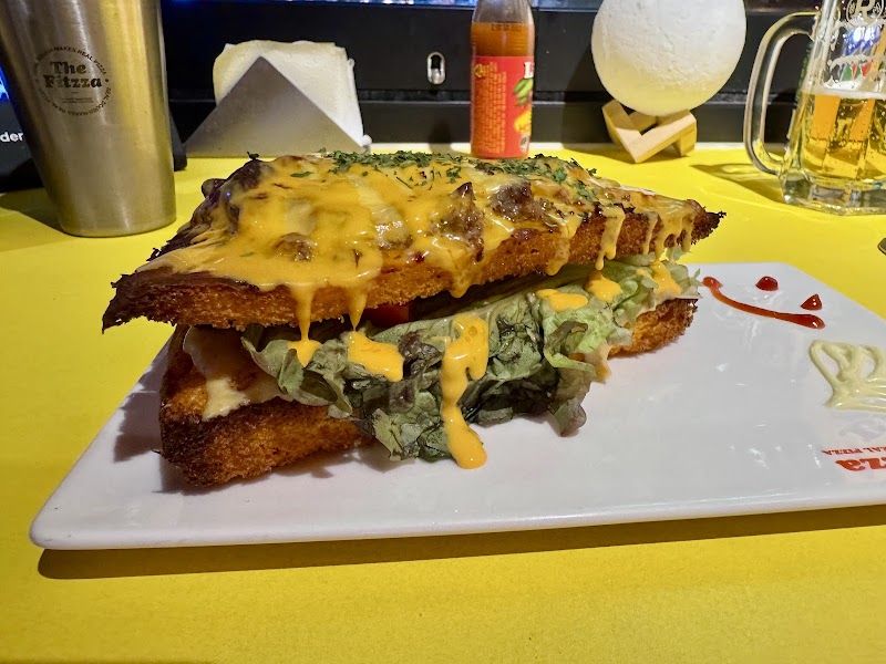 the halal fitzza photo 7