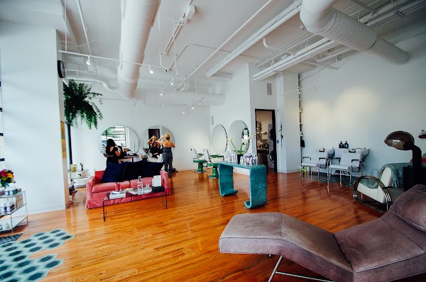 Little Sister Salon / I Love You Pink portfolio