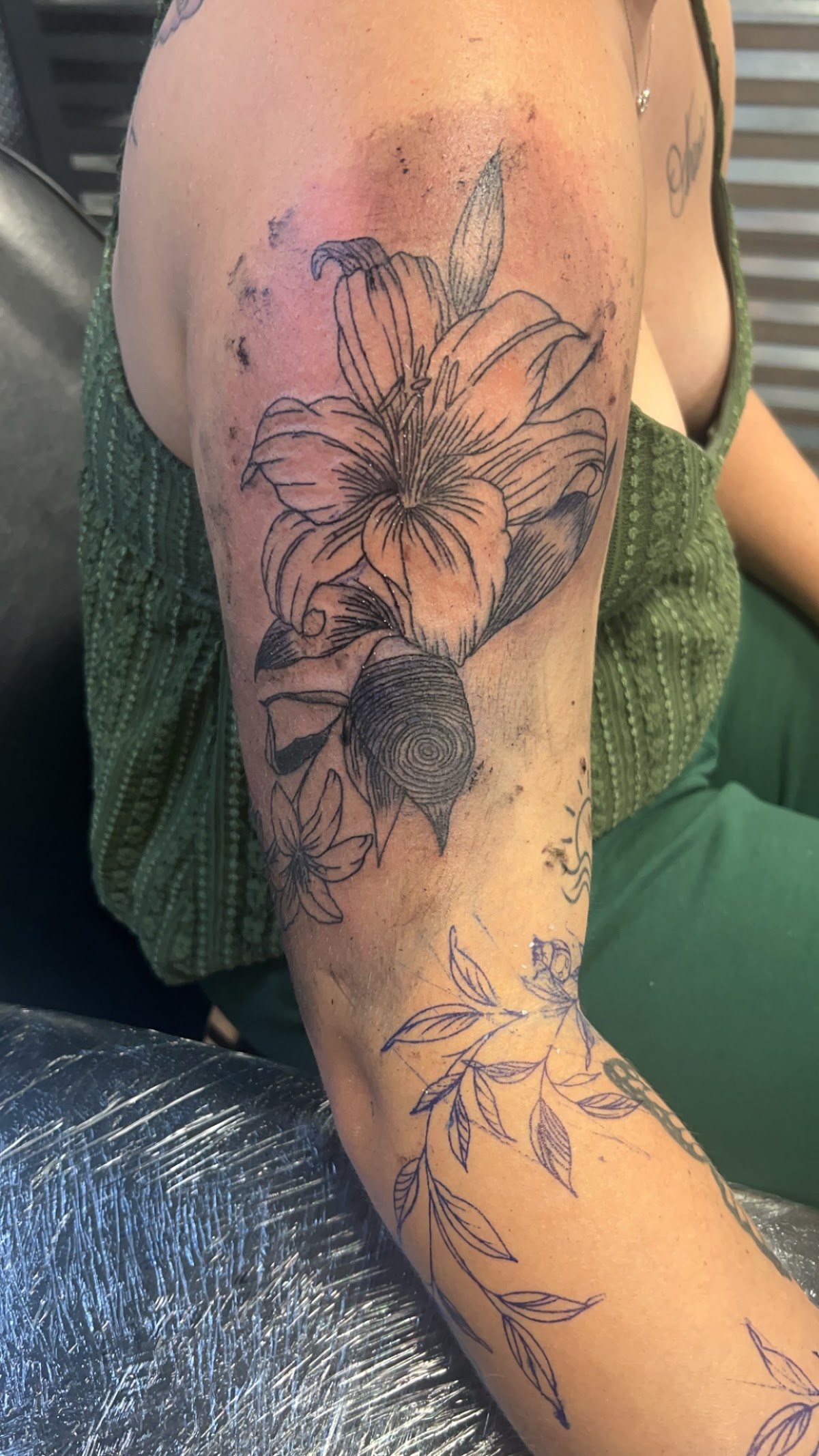 Blackwork City tattoo work — photo 2