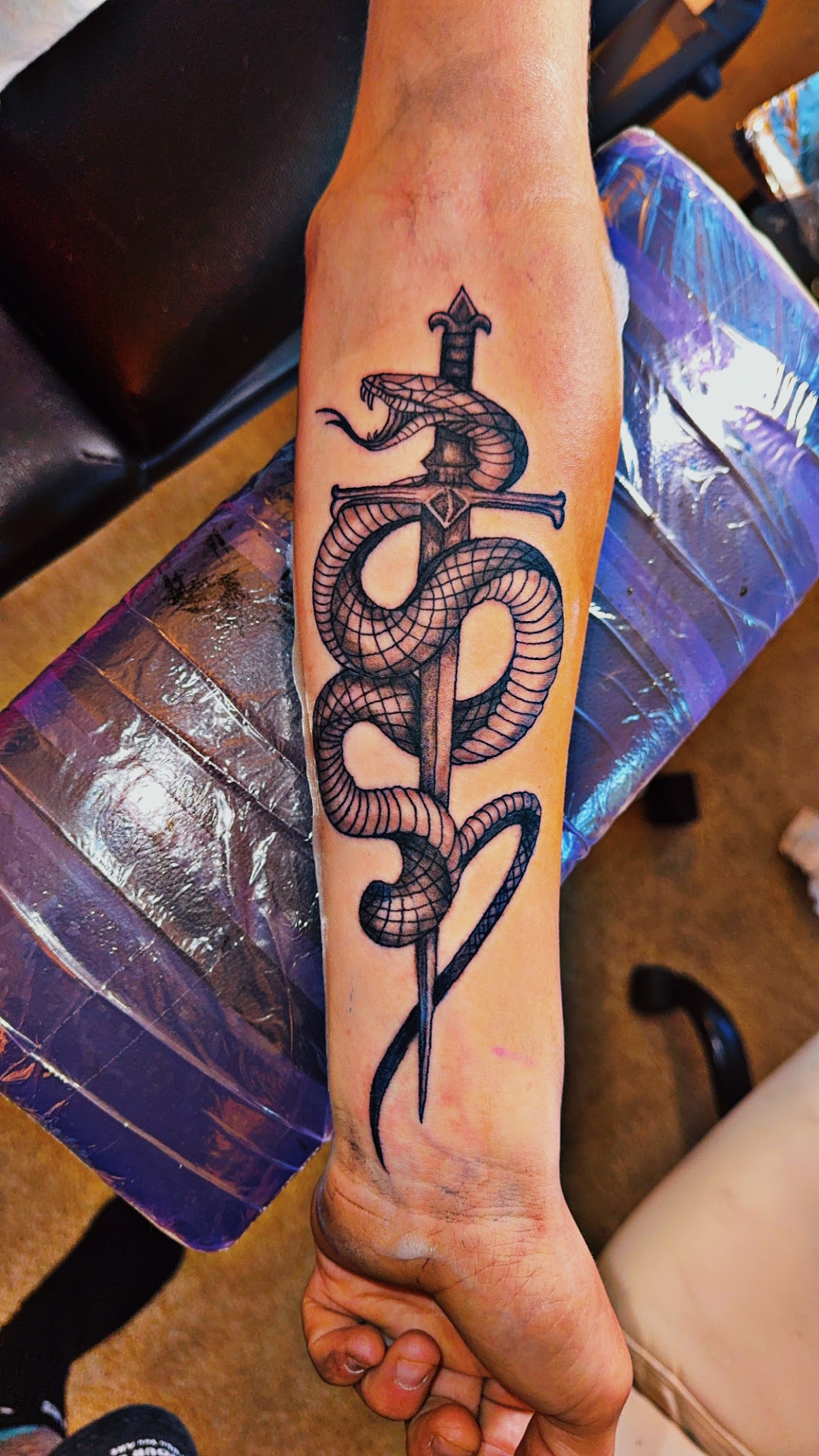 Blackwork City tattoo work — photo 3