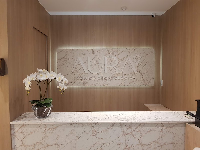 Dra Carolina Valadares - Ortodontia - foto 1