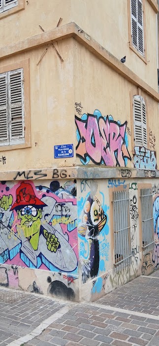 Shopping in Marseille fotoğraf 1