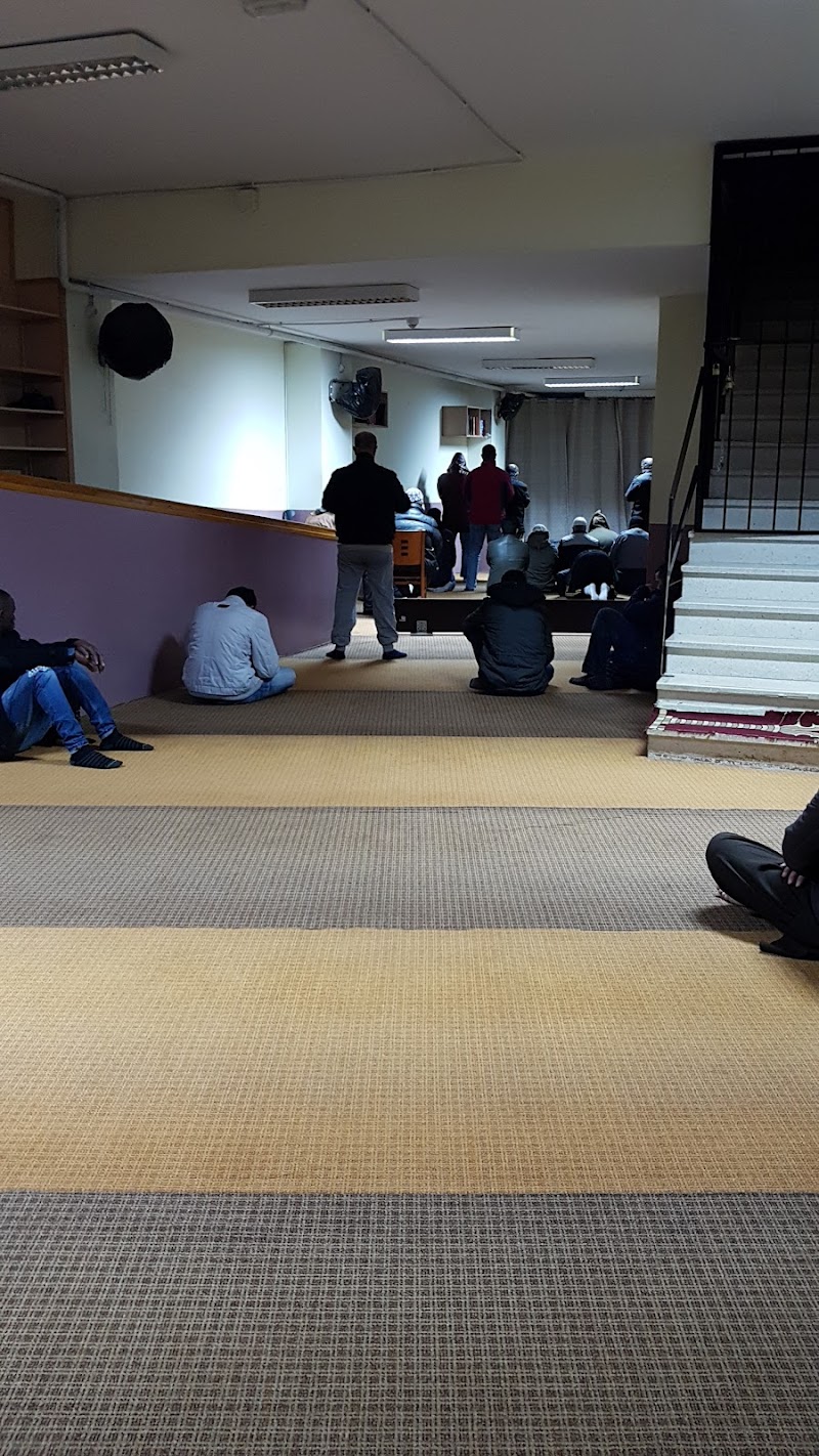 Tariq Mosque photo 4